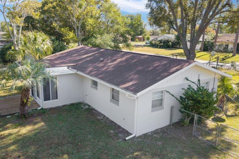 House in Dunnellon, Florida 2 bedrooms, 75.81 sq.m. № 2222853 - photo 7