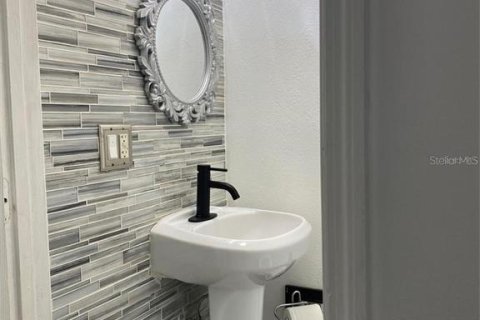 Снять в аренду таунхаус в Орландо, Флорида 1 комната, 107.21м2, № 1629150 - фото 8