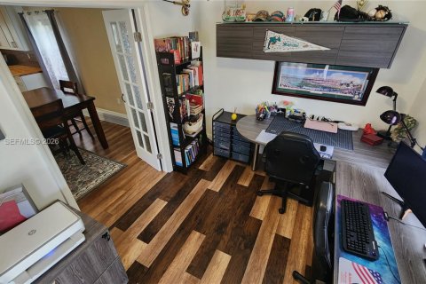 Casa en venta en Cutler Bay, Florida, 3 dormitorios, 180.51 m2 № 2066700 - foto 27