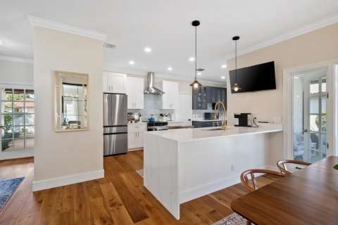 Купить виллу или дом в Стьюарт, Флорида 4 комнаты, 181.35м2, № 2085823 - фото 9