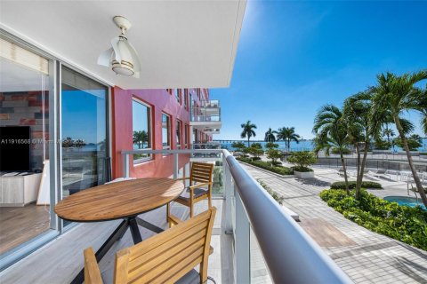 Condominio en venta en Miami, Florida, 1 dormitorio, 103.77 m2 № 1974899 - foto 12