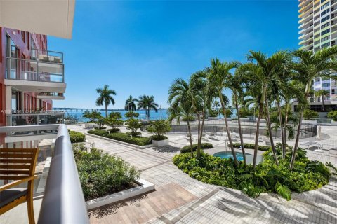 Condominio en venta en Miami, Florida, 1 dormitorio, 103.77 m2 № 1974899 - foto 17