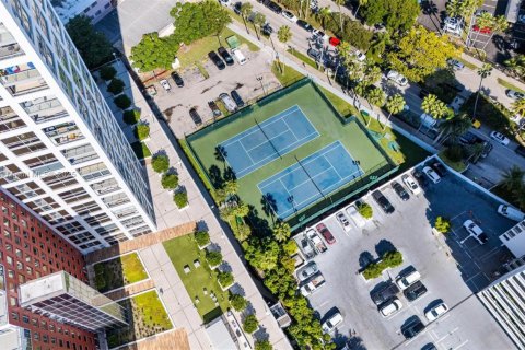 Condominio en venta en Miami, Florida, 1 dormitorio, 103.77 m2 № 1974899 - foto 15