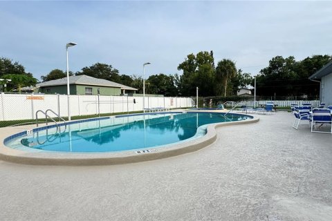 Copropriété à louer à Pinellas Park, Floride: 1 chambre, 62.24 m2 № 2415216 - photo 2