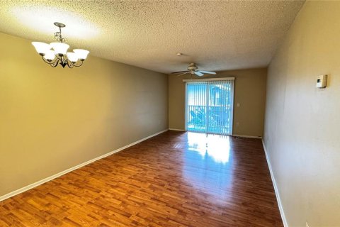 Copropriété à louer à Pinellas Park, Floride: 1 chambre, 62.24 m2 № 2415216 - photo 7