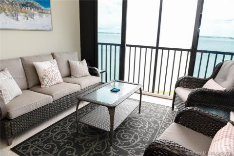 Copropriété à louer à Hutchinson Island South, Floride: 2 chambres, 121.33 m2 № 2022635 - photo 14