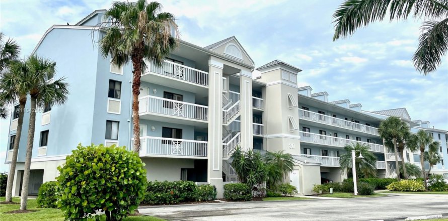 Condo à Hutchinson Island South, Floride, 2 chambres  № 2022635