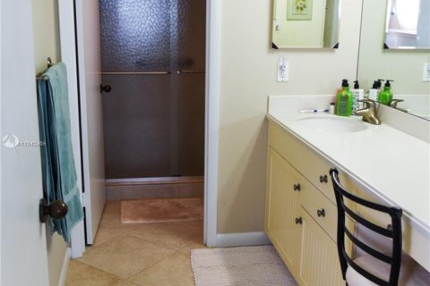 Copropriété à louer à Hutchinson Island South, Floride: 2 chambres, 121.33 m2 № 2022635 - photo 9