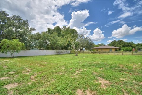 House in Haines City, Florida 4 bedrooms, 203.27 sq.m. № 1880644 - photo 14