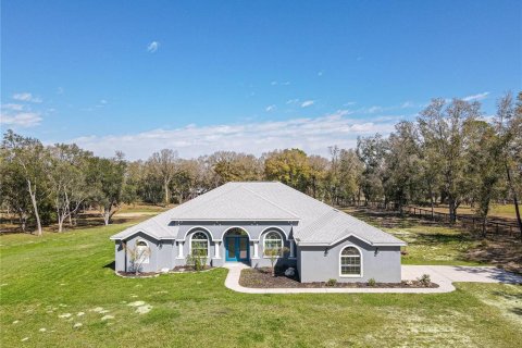 Casa en venta en Dunnellon, Florida, 4 dormitorios, 263.94 m2 № 1526878 - foto 1