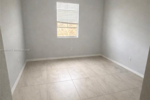 Снять в аренду таунхаус в Помпано-Бич, Флорида 3 спальни, 131.92м2, № 2023667 - фото 14