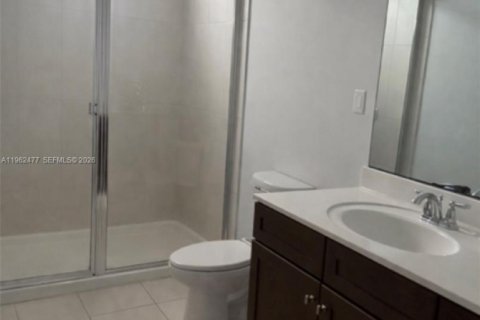 Снять в аренду таунхаус в Помпано-Бич, Флорида 3 спальни, 131.92м2, № 2023667 - фото 12