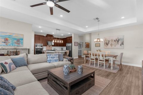 Casa en venta en New Port Richey, Florida, 4 dormitorios, 190.64 m2 № 1794981 - foto 17