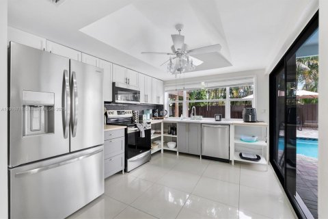 Casa en venta en Fort Lauderdale, Florida, 4 dormitorios, 163.32 m2 № 1970756 - foto 12