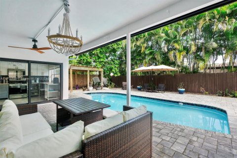 Casa en venta en Fort Lauderdale, Florida, 4 dormitorios, 163.32 m2 № 1970756 - foto 15