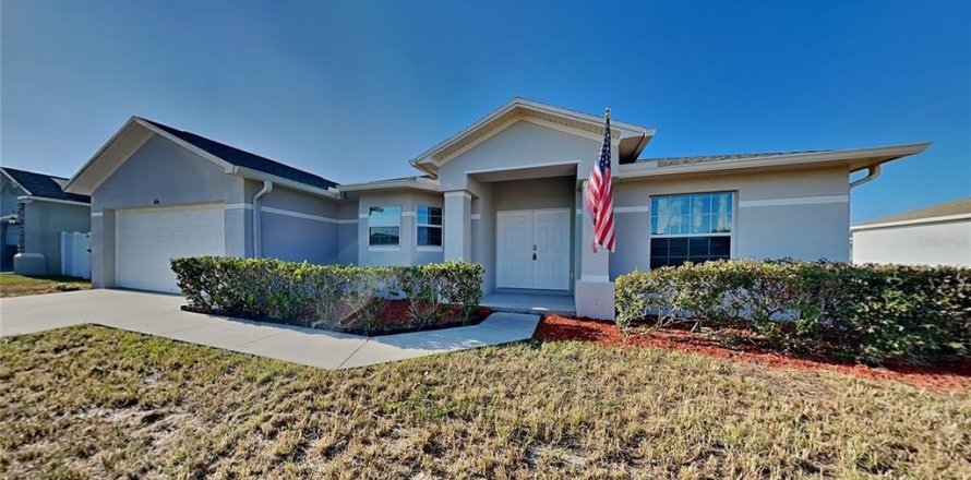 Villa ou maison à Winter Haven, Floride 3 chambres, 151.43 m2 № 2324818