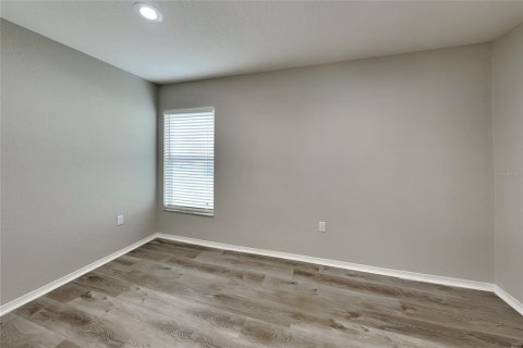 Villa ou maison à louer à Winter Haven, Floride: 3 chambres, 151.43 m2 № 2324818 - photo 6