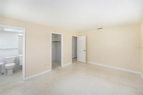 Casa en alquiler en Tarpon Springs, Florida, 3 dormitorios, 147.34 m2 № 1803360 - foto 11