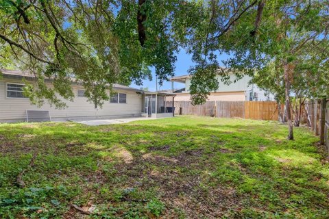 Villa ou maison à vendre à Tampa, Floride: 3 chambres, 107.02 m2 № 2234055 - photo 23