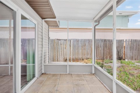 Villa ou maison à vendre à Tampa, Floride: 3 chambres, 107.02 m2 № 2234055 - photo 22