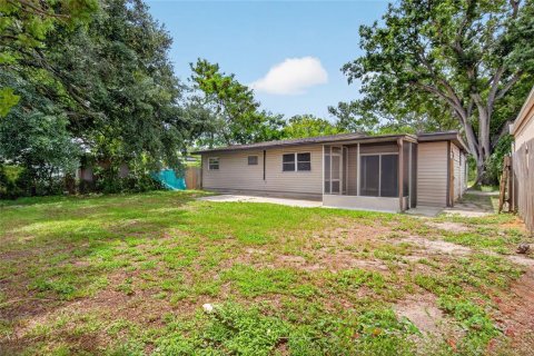 Villa ou maison à vendre à Tampa, Floride: 3 chambres, 107.02 m2 № 2234055 - photo 28