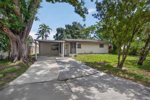 Villa ou maison à vendre à Tampa, Floride: 3 chambres, 107.02 m2 № 2234055 - photo 3