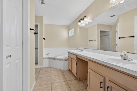 Casa en venta en Altamonte Springs, Florida, 4 dormitorios, 187.94 m2 № 1844361 - foto 10