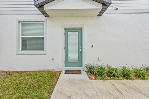 Touwnhouse à vendre à Tampa, Floride: 3 chambres, 168.9 m2 № 1916628 - photo 9