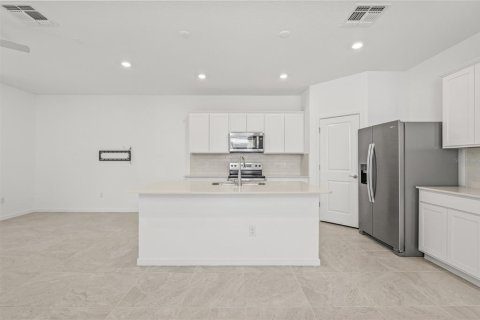Touwnhouse à vendre à Tampa, Floride: 3 chambres, 168.9 m2 № 1916628 - photo 11