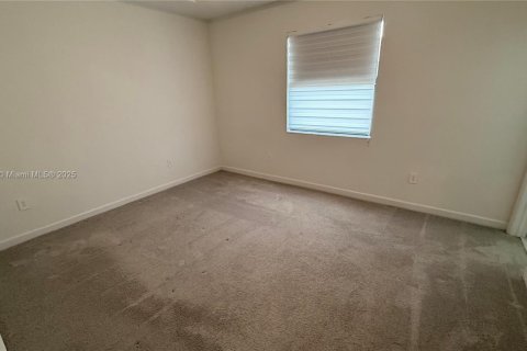 Touwnhouse à vendre à Homestead, Floride: 3 chambres, 137.77 m2 № 1945372 - photo 11