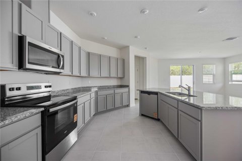House in Parrish, Florida 4 bedrooms, 184.78 sq.m. № 1852591 - photo 4