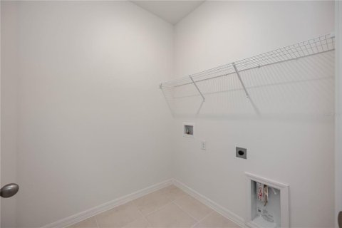 House in Parrish, Florida 4 bedrooms, 184.78 sq.m. № 1852591 - photo 12