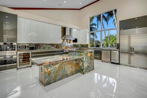 House in Southwest Ranches, Florida 7 bedrooms, 626.53 sq.m. № 1821987 - photo 5