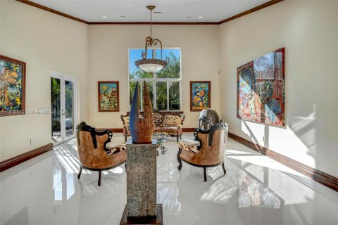 House in Southwest Ranches, Florida 7 bedrooms, 626.53 sq.m. № 1821987 - photo 25