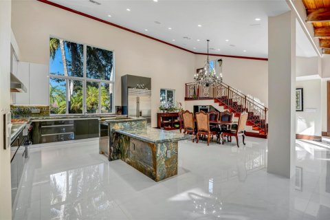 House in Southwest Ranches, Florida 7 bedrooms, 626.53 sq.m. № 1821987 - photo 6