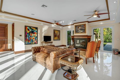 House in Southwest Ranches, Florida 7 bedrooms, 626.53 sq.m. № 1821987 - photo 9
