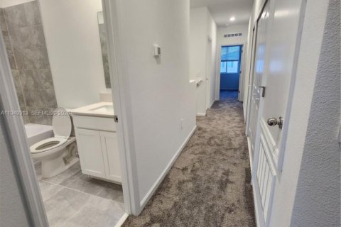 Снять в аренду таунхаус в Дэвенпорт, Флорида 4 спальни, № 2005595 - фото 21