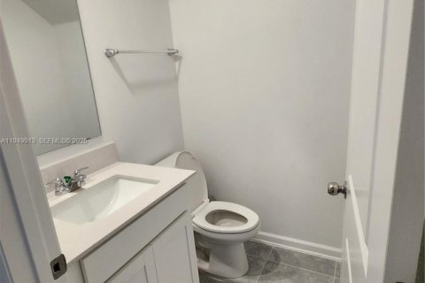 Снять в аренду таунхаус в Дэвенпорт, Флорида 4 спальни, № 2005595 - фото 8