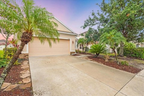 Casa en venta en Lakewood Ranch, Florida, 3 dormitorios, 188.96 m2 № 1879600 - foto 1
