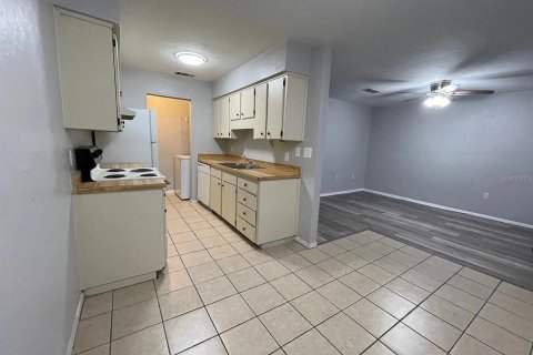 Appartement à louer à Gainesville, Floride: 2 chambres, 75.62 m2 № 2166861 - photo 3