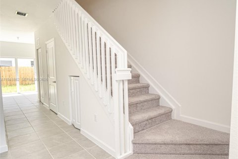 Casa en alquiler en Homestead, Florida, 3 dormitorios № 1998730 - foto 8