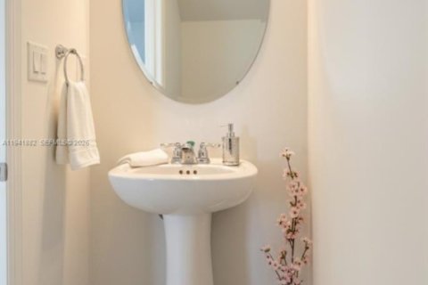 Casa en alquiler en Homestead, Florida, 3 dormitorios № 1998730 - foto 17