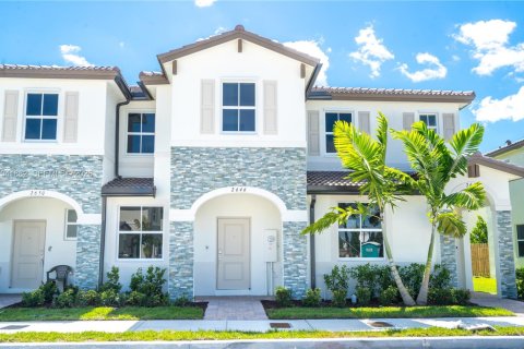 Дом в Хомстед, Флорида 3 спальни № 1998730