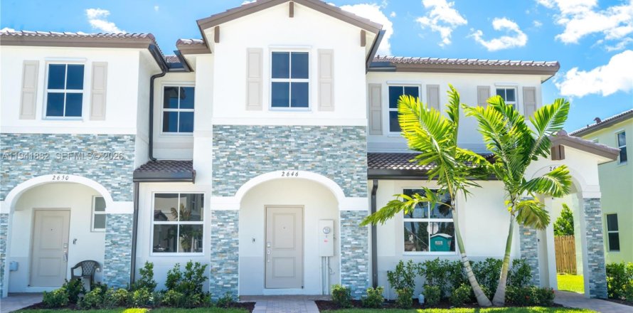 Casa en Homestead, Florida 3 dormitorios № 1998730