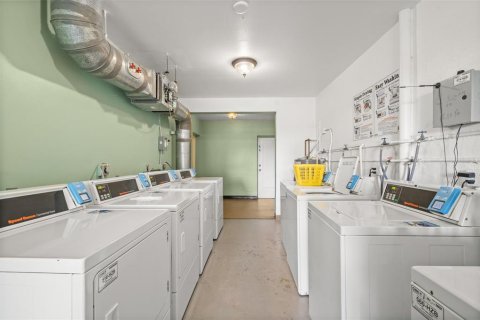 Condo in Clearwater, Florida, 2 bedrooms  № 1882849 - photo 22