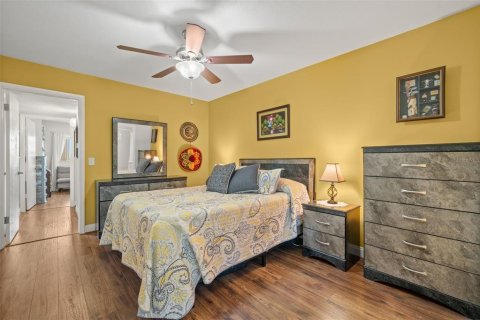 Condo in Clearwater, Florida, 2 bedrooms  № 1882849 - photo 15