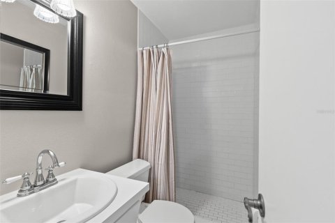 Condo in Clearwater, Florida, 2 bedrooms  № 1882849 - photo 27