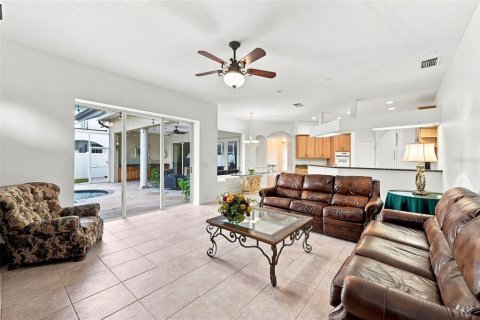 Casa en venta en Tampa, Florida, 4 dormitorios, 288.65 m2 № 2383691 - foto 11