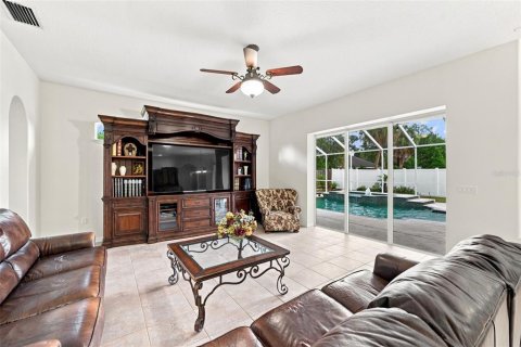 Casa en venta en Tampa, Florida, 4 dormitorios, 288.65 m2 № 2383691 - foto 9