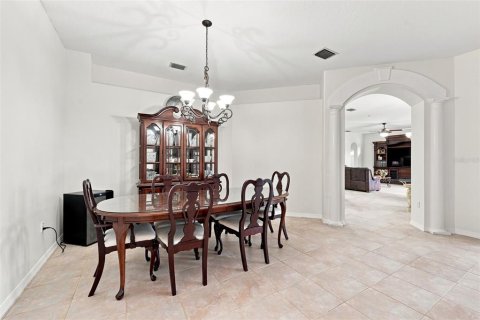 Casa en venta en Tampa, Florida, 4 dormitorios, 288.65 m2 № 2383691 - foto 8